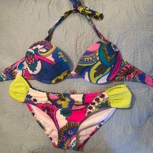 Women’s Bikinis